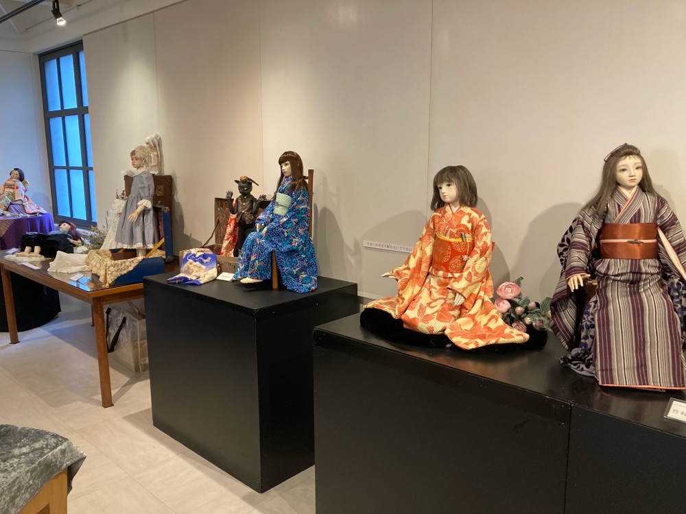 あだち杏 第5回創作人形教室展 会場風景 1