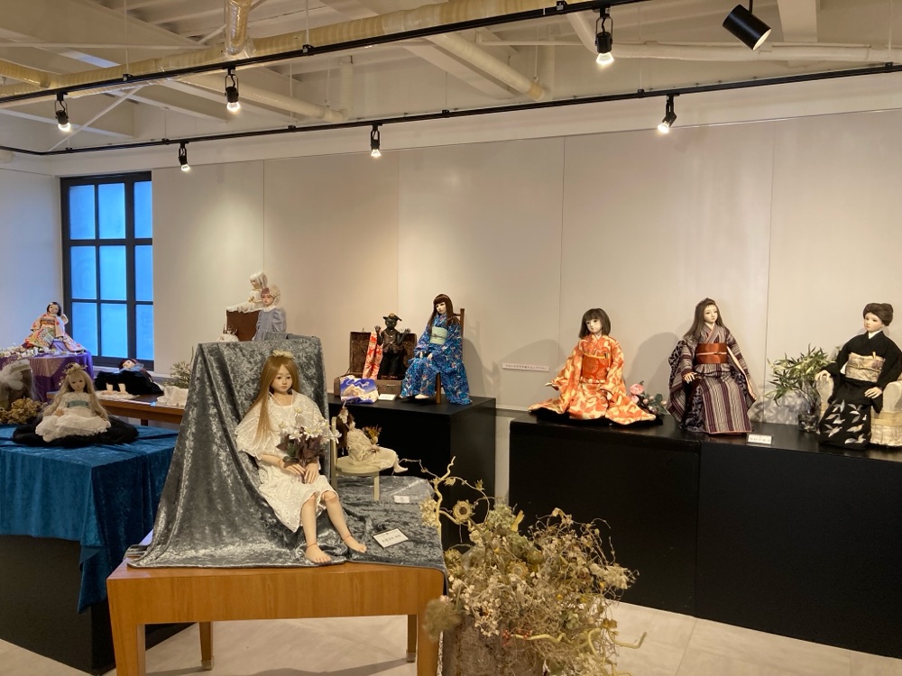 あだち杏 第5回創作人形教室展 会場風景 2
