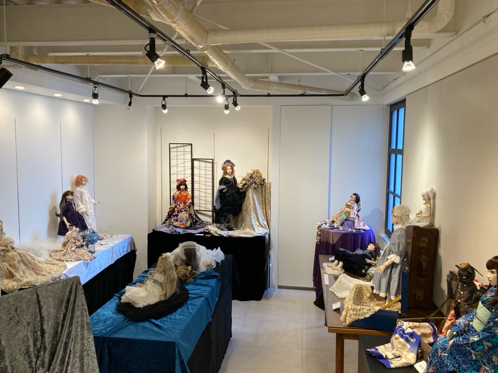 あだち杏 第5回創作人形教室展 会場風景 4